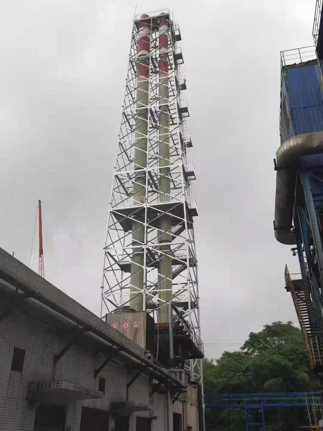 热烈祝贺昊天重庆项目部大型集束式塔架玻璃钢工程顺利封顶